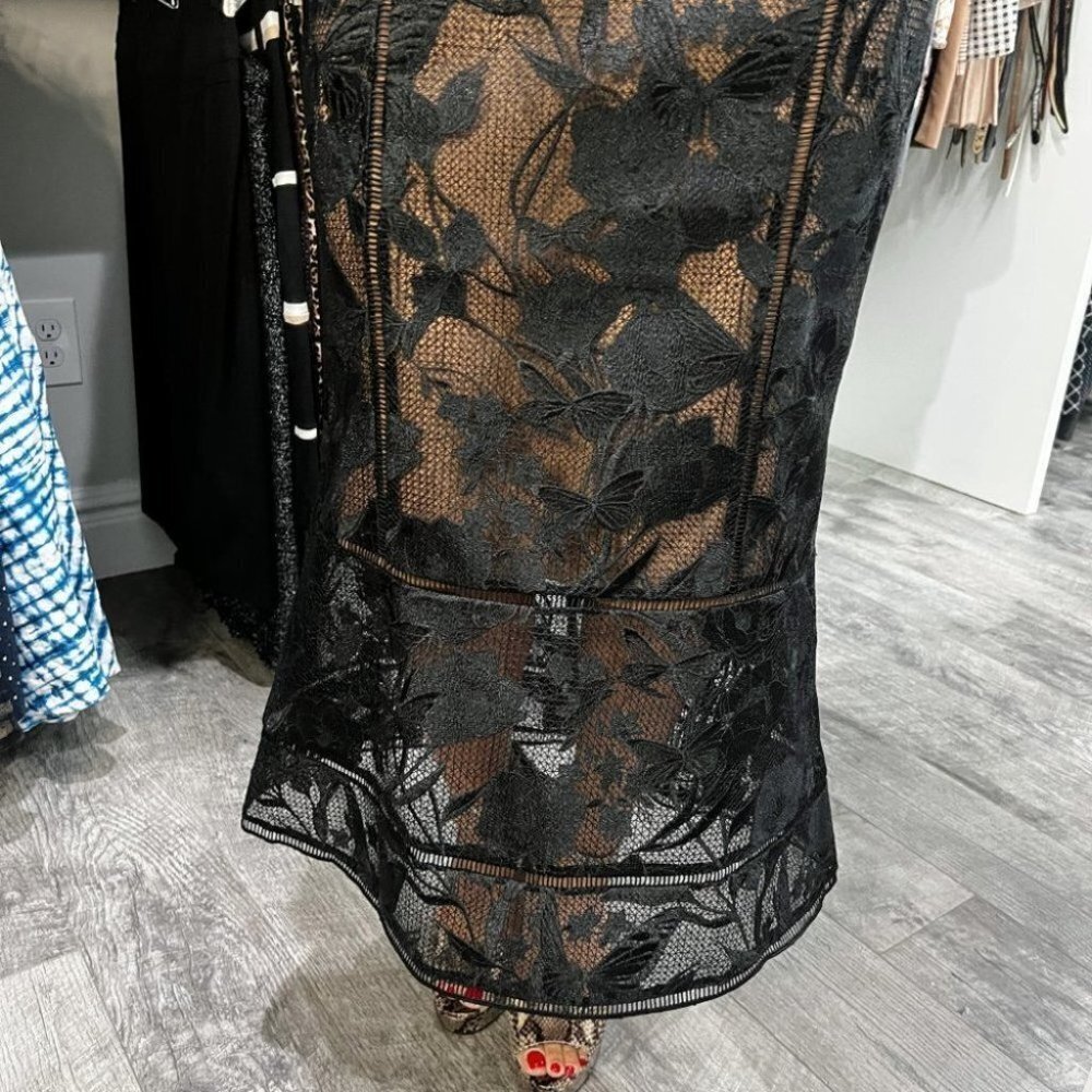 Marchesa Notte Black Guipure Lace Trumpet Midi Dress $895 - Picture 6 of 14